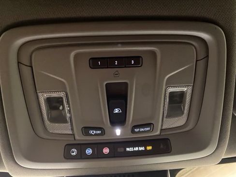 Used 2024 Chevrolet Silverado 1500 RST AWD/4WD image 31