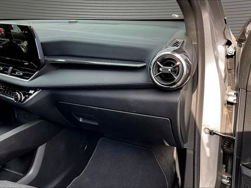 Used 2025 Chevrolet Equinox LT AWD/4WD image 25