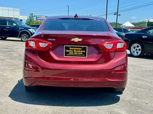 Used 2016 Chevrolet Cruze LT w/ Sun And Sound Package FWD image 4
