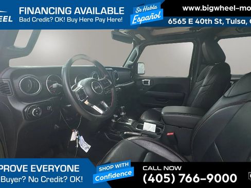 Used 2023 Jeep Gladiator Rubicon AWD/4WD image 9