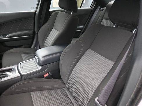 Used 2023 Dodge Charger SXT image 19