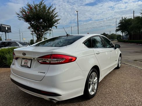 Used 2018 Ford Fusion S FWD image 9