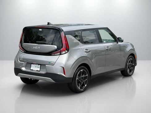 Certified 2025 Kia Soul EX FWD image 7