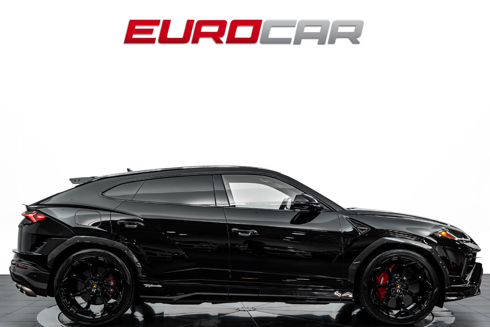 Used 2023 Lamborghini Urus Performante AWD/4WD image 6