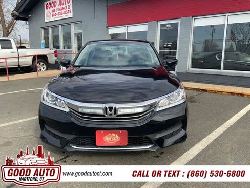 Used 2017 Honda Accord LX image 2