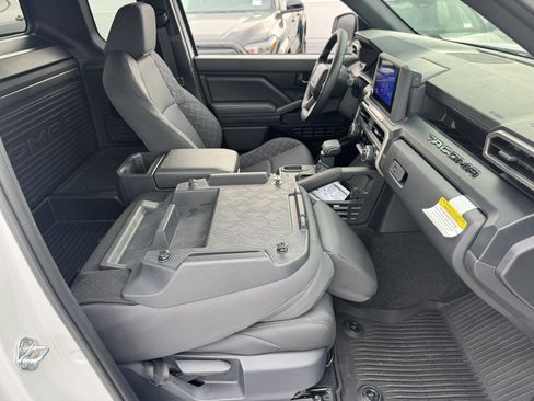New 2026 Toyota Tacoma SR RWD image 5