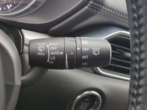 Used 2021 MAZDA CX-5 Touring image 24