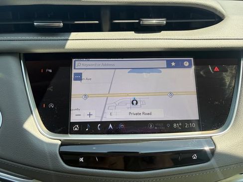 Certified 2024 Cadillac XT5 Premium Luxury w/ LPO, Floor Liner Package AWD/4WD image 29