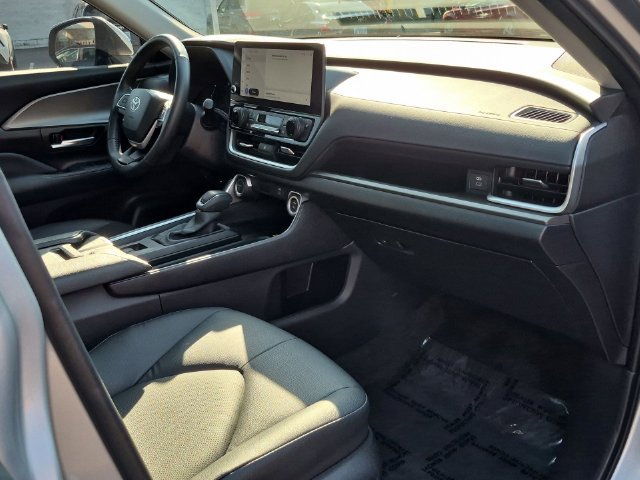 Certified 2025 Toyota Grand Highlander AWD Hybrid image 31