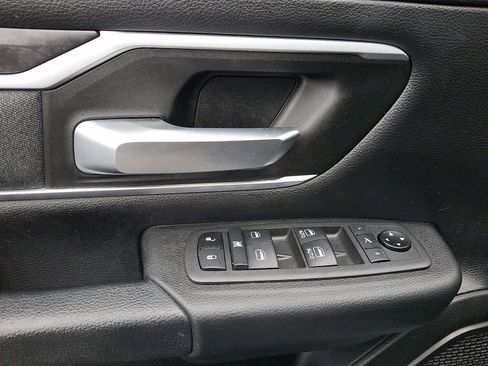 Used 2021 RAM 1500 Big Horn image 12
