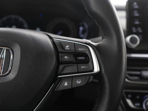 Used 2022 Honda Accord Touring image 27