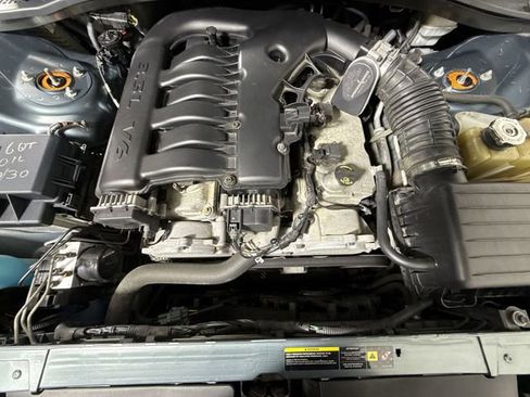 Used 2005 Chrysler 300 Touring w/ Sound Group image 25