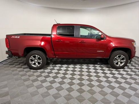 Used 2019 Chevrolet Colorado Z71 AWD/4WD image 7