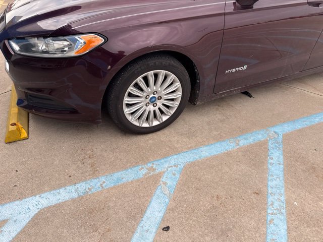 Used 2013 Ford Fusion SE FWD image 20