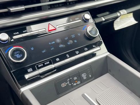 Used 2025 Hyundai Santa Fe XRT w/ Tow & Go Package image 23