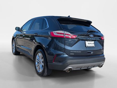 Used 2022 Ford Edge Titanium AWD/4WD image 4