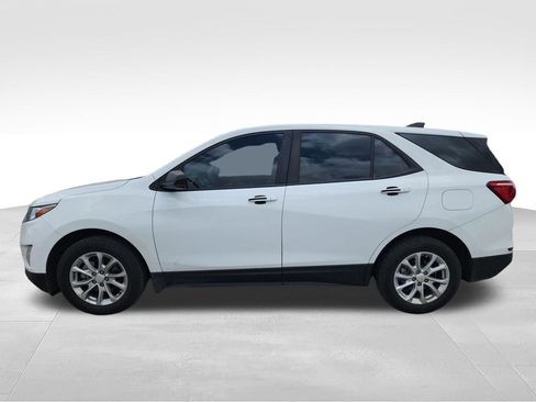 Used 2021 Chevrolet Equinox LS FWD image 6
