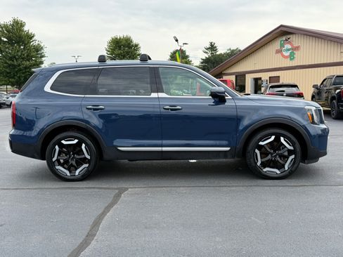 Used 2025 Kia Telluride S AWD/4WD image 9