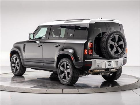 Used 2023 Land Rover Defender 110 S AWD/4WD image 3