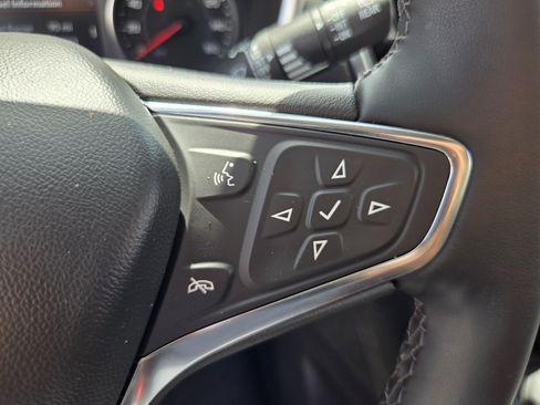 Used 2024 Chevrolet Equinox LT FWD image 22