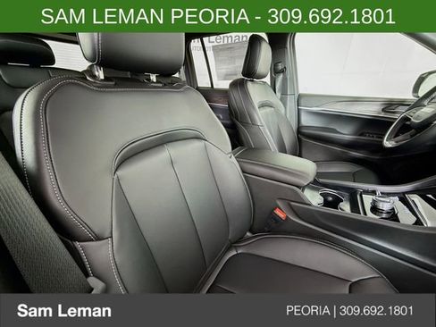 New 2025 Jeep Grand Cherokee Limited image 28