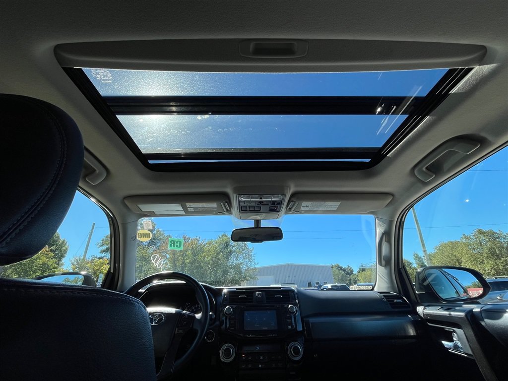 Used 2019 Toyota 4Runner Limited AWD/4WD image 7