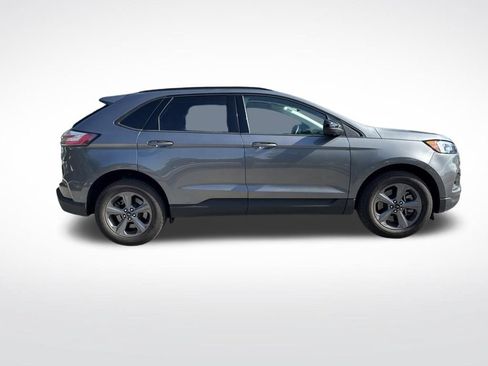 Used 2024 Ford Edge SEL w/ Sport Appearance Package AWD/4WD image 4