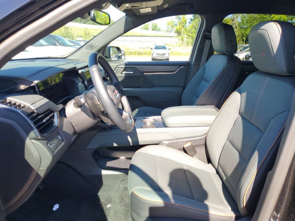 Used 2024 GMC Acadia AT4 w/ LPO, Floor Liner Package AWD/4WD image 11