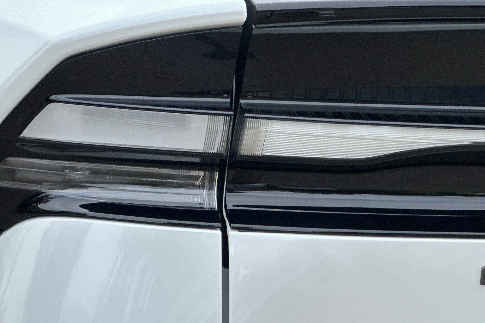 Certified 2026 Toyota Prius Plug-In Hybrid FWD image 48