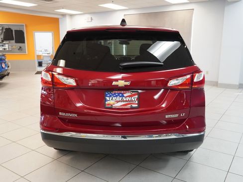 Used 2018 Chevrolet Equinox LT image 8