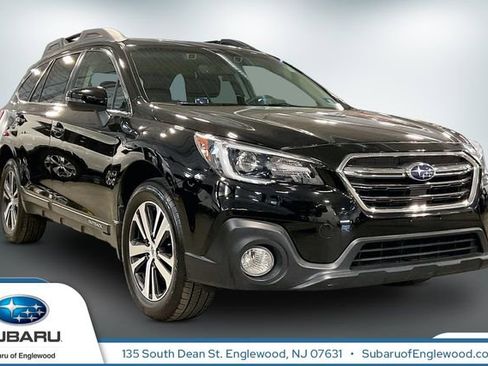 Used 2018 Subaru Outback 2.5i Limited AWD/4WD image 1