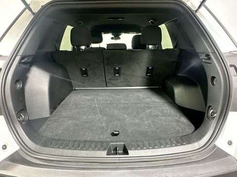 Used 2026 GMC Terrain Elevation FWD image 30