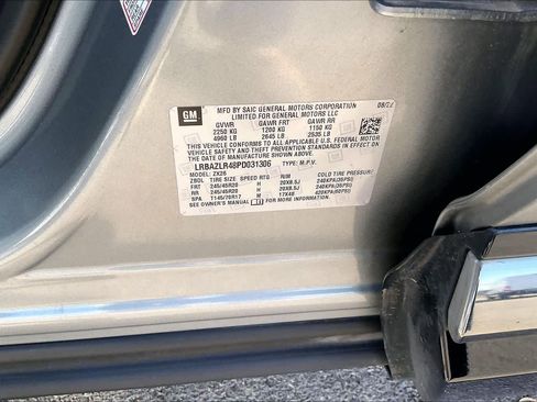 Used 2023 Buick Envision Preferred image 35