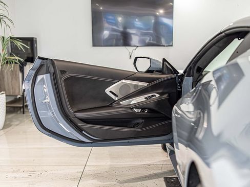 Used 2024 Chevrolet Corvette Stingray Premium Cpe w/ Z51 Performance Package RWD image 30
