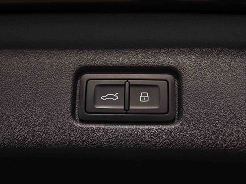 New 2027 Audi Q6 e-tron Premium AWD/4WD image 36