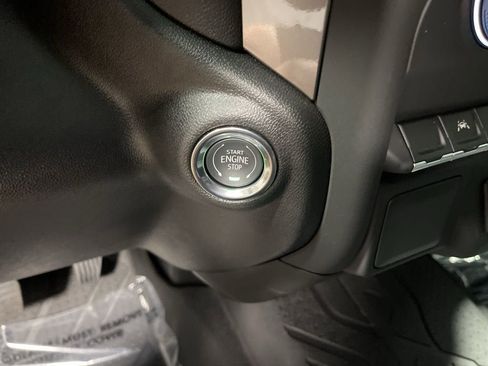 New 2025 Chevrolet Silverado 1500 Custom w/ LPO, Dark Essentials Package image 33