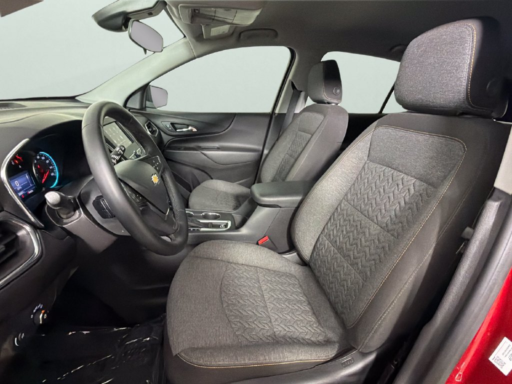 Used 2024 Chevrolet Equinox LT FWD image 17