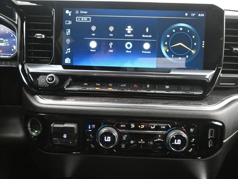 Used 2024 Chevrolet Silverado 1500 LTZ image 9