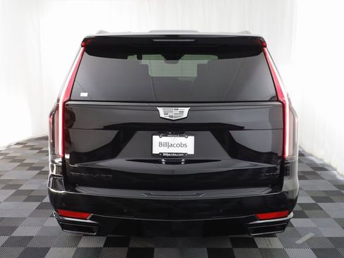 Used 2024 Cadillac Escalade Sport Platinum w/ LPO, ONYX Package image 21