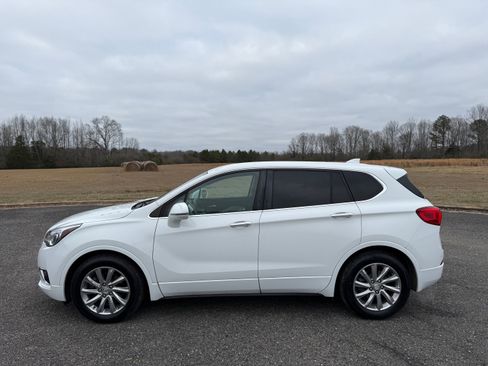 Used 2020 Buick Envision Essence image 2