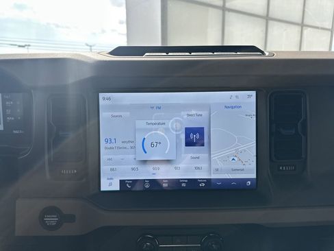 Used 2024 Ford Bronco Wildtrak AWD/4WD image 33