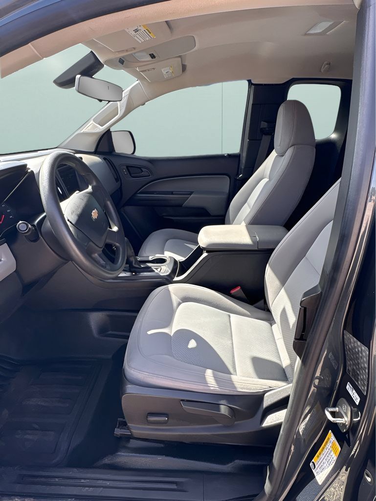 Used 2019 Chevrolet Colorado W/T RWD image 14
