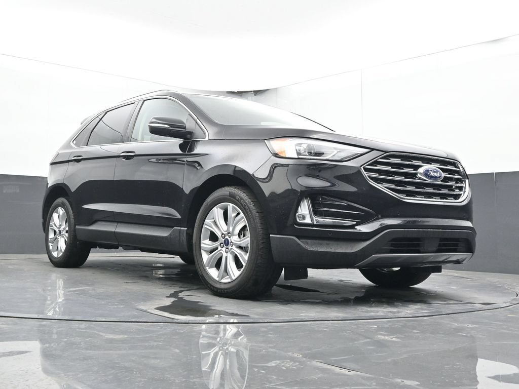 Used 2020 Ford Edge Titanium AWD/4WD image 25