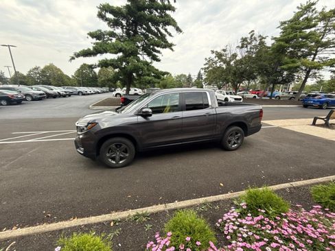 Certified 2023 Honda Ridgeline RTL image 2