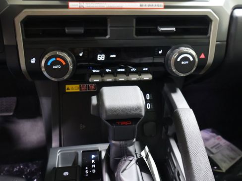 New 2026 Toyota Tacoma TRD Off-Road w/ TRD Off Road Upgrade Package AWD/4WD image 28
