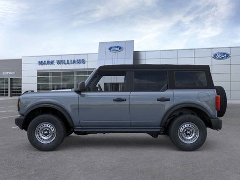 New 2025 Ford Bronco 4-Door image 3