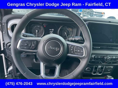 Certified 2025 Jeep Wrangler Unlimited Sahara AWD/4WD image 50