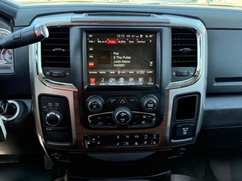Used 2017 RAM 2500 Laramie image 21