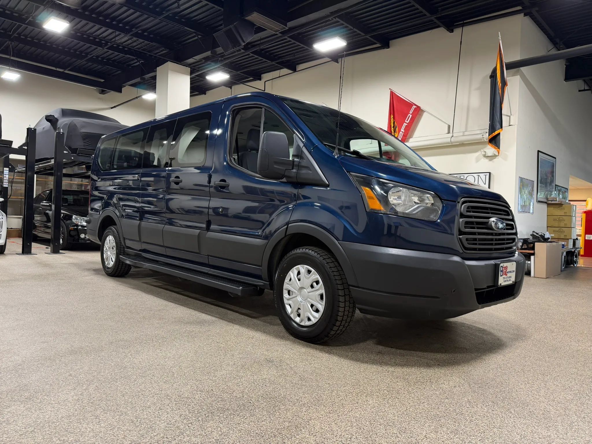 Used 2016 Ford Transit 350 XL RWD image 3