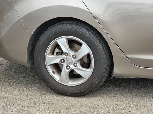 Used 2014 Hyundai Elantra SE FWD image 8